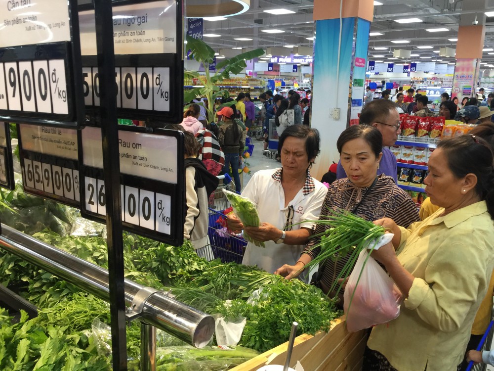 Saigon Co.op khai trương liên tiếp 3 siêu thị Co.opmart trong 3 ngày