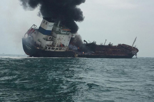 Tìm thấy thi thể hai thuyền viên Việt mất tích trong vụ cháy tàu ở Hong Kong