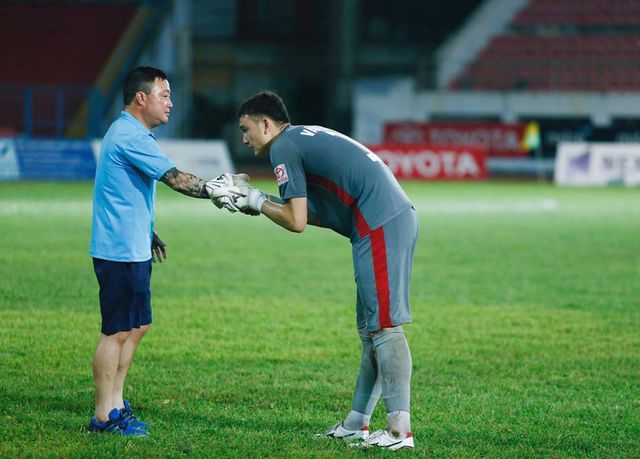Đặng Văn Lâm nói lời tạm biệt trước ngày sang Thái Lan thi đấu
