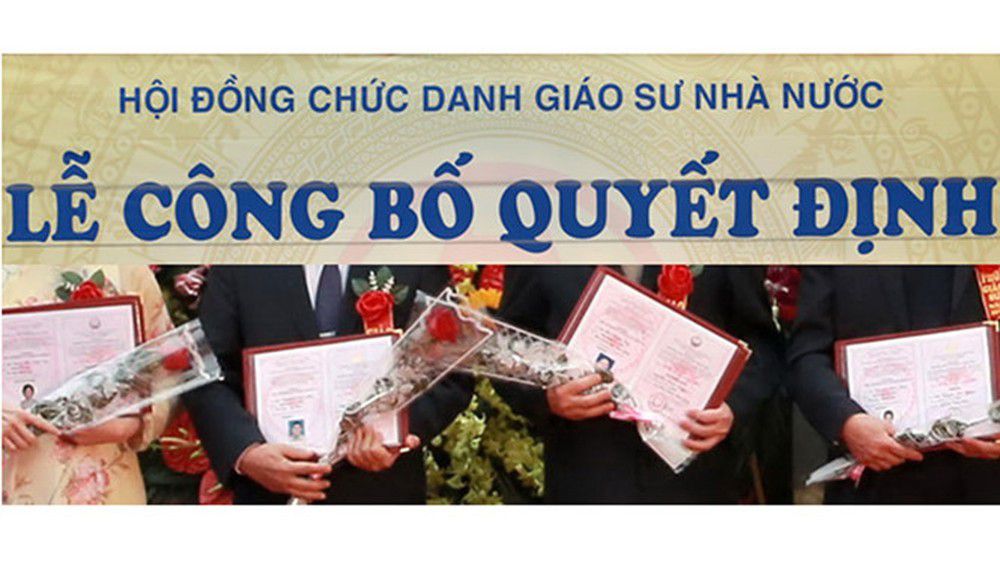Công khai hoạt động của Hội đồng và hồ sơ của ứng viên giáo sư, phó giáo sư