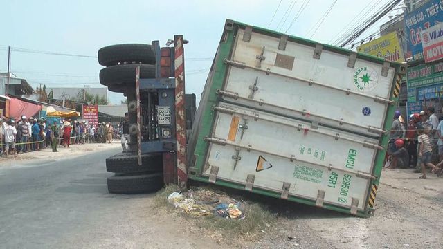 Vụ rơ-moóc lật khiến 3 người tử vong: Tài xế dương tính với ma túy