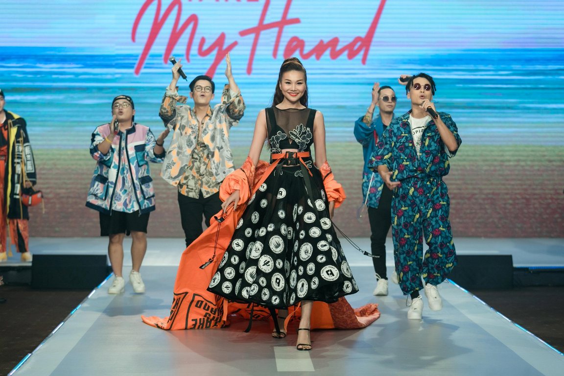 Cơ duyên trở thành “Đạo diễn Catwalk” của người mẫu unisex MiD Nguyễn