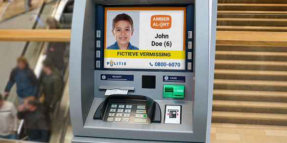 Hà Lan dùng hệ thống máy ATM đăng hình tìm trẻ lạc