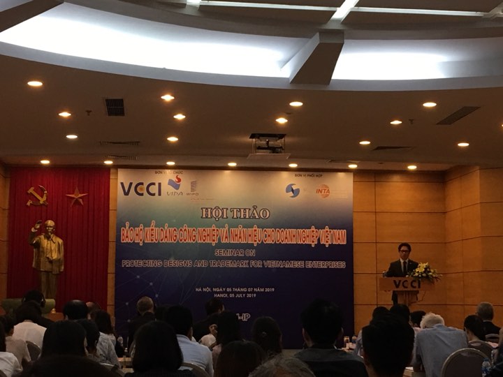 Toàn cảnh Hội thảo Bảo hộ kiểu dáng công nghiệp và nhãn hiệu cho doanh nghiệp Việt Nam