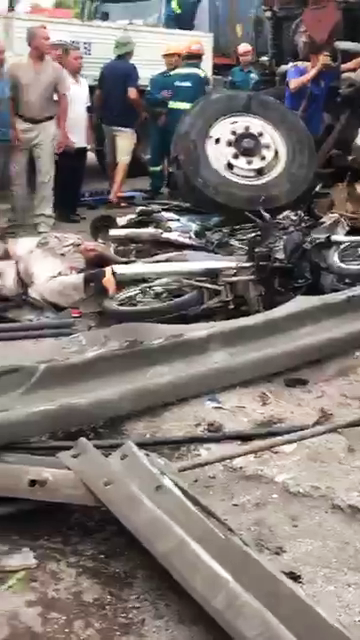 Tai nạn liên tiếp trên Quốc lộ 5, 6 người thiệt mạng