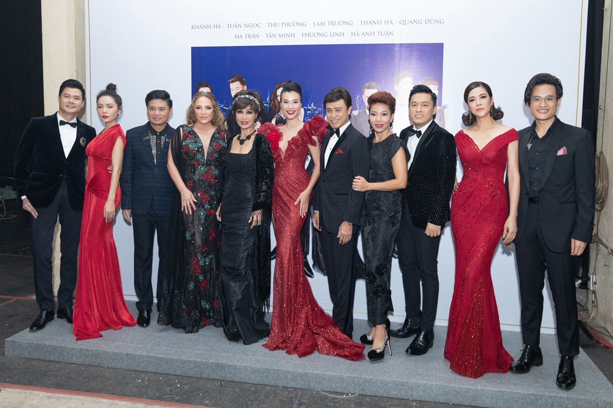 Thu Phương mặc váy Hoàng Hải lần lượt song ca cùng Lam Trường, Quang Dũng