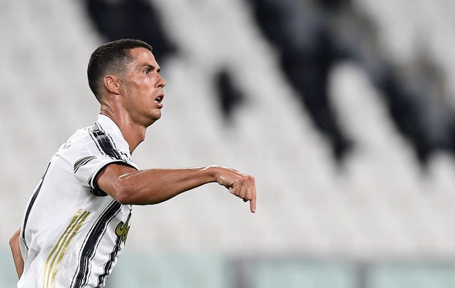 Sau cuộc họp kéo dài 6 giờ, số phận Ronaldo ở Juventus được quyết định