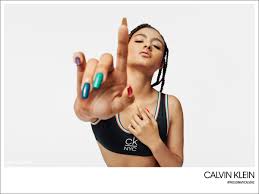 BB Trần và Mộng Thường truyền cảm hứng, tạo ra sắc màu đa dạng giới trong BST Pride của CALVIN KLEIN