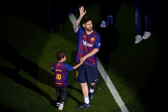 Nóng: Barcelona đồng ý bán Messi cho Man City