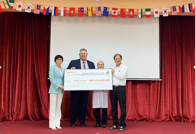 HỘI CHỢ GIÁNG SINH TỪ THIỆN NĂM 2020 TẠI TRƯỜNG QUỐC TẾ SINGAPORE NAM SÀI GÒN - NƠI HẠNH PHÚC ĐƯỢC SẺ CHIA