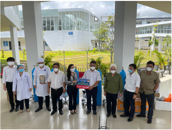 Quỹ Từ thiện Kim Oanh tiếp tục hỗ trợ ngành y tế Bình Dương gần 2,1 tỷ đồng chống Covid-19