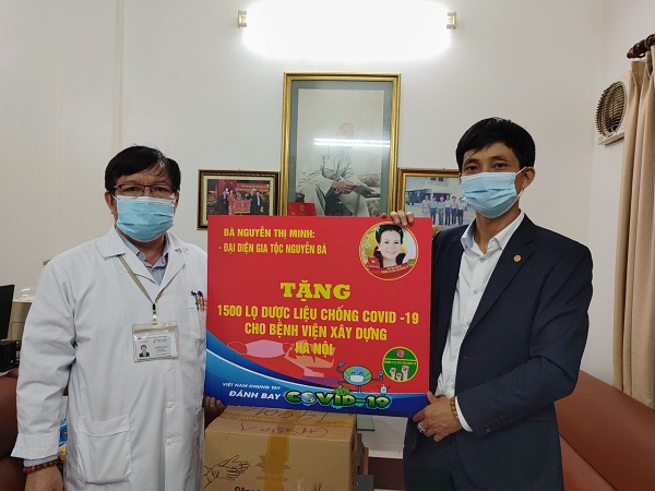 Dòng họ Nguyễn Bá chung tay hỗ trợ phòng chống dịch