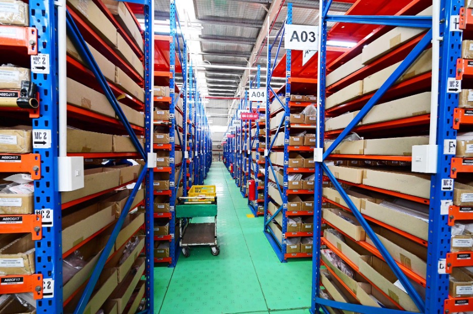 Kho phụ tùng “siêu khổng lồ” với 23.000 chủng loại, hơn 630.000 chi tiết phụ tùng, Suzuki  sẵn sàng phục vụ khách hàng