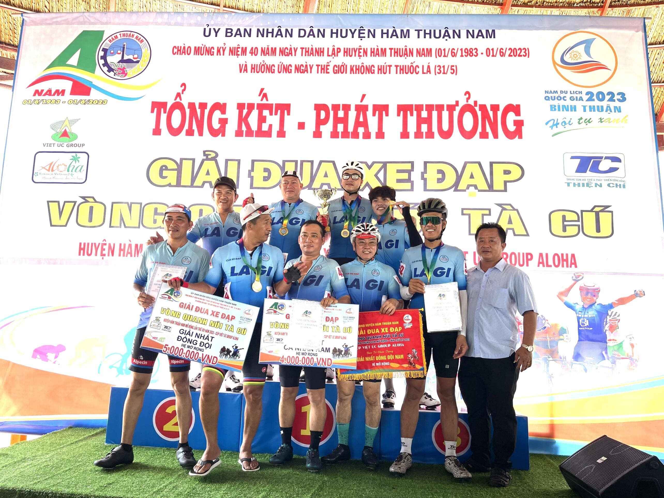 Giải đua xe đạp vòng quanh núi Tà Cú huyện Hàm Thuận Nam mở rộng lần thứ 14