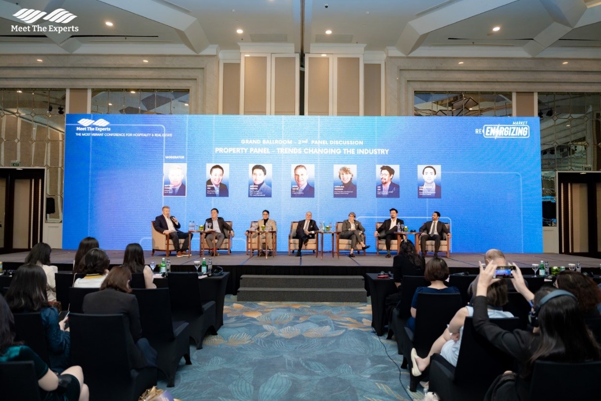 “TÁI TẠO NĂNG LƯỢNG” CHO NGÀNH BẤT ĐỘNG SẢN & NGHỈ DƯỠNG VIỆT NAM