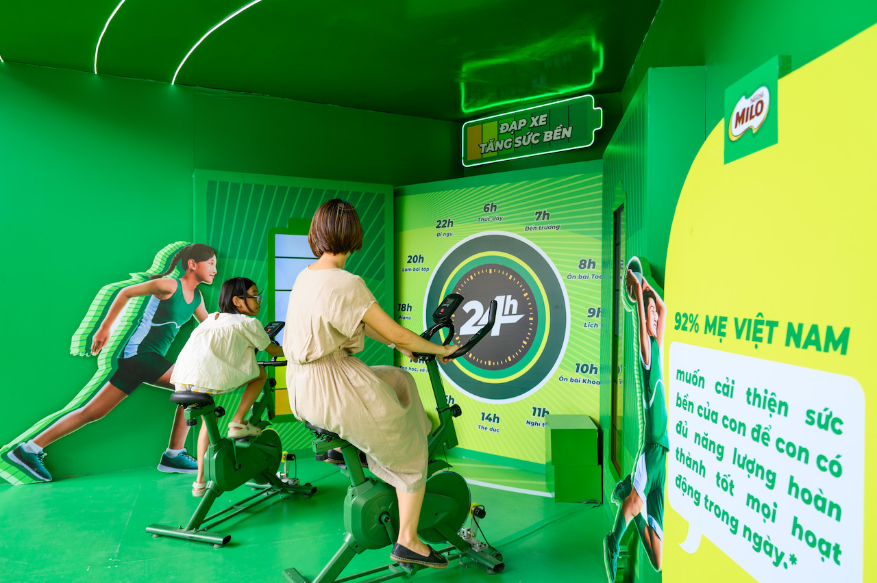 Hàng nghìn gia đình Việt trải nghiệm “Trạm sạc Sức bền 24h Khổng lồ” tại TP.HCM