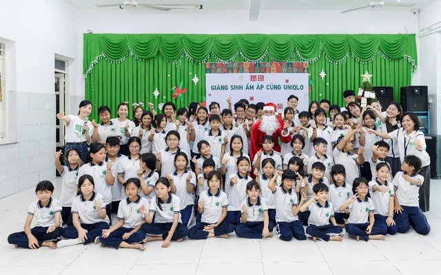 Những điều ước xúc động trên cây thông dịp Giáng Sinh: Con chỉ ước bố ở bên con mãi mãi